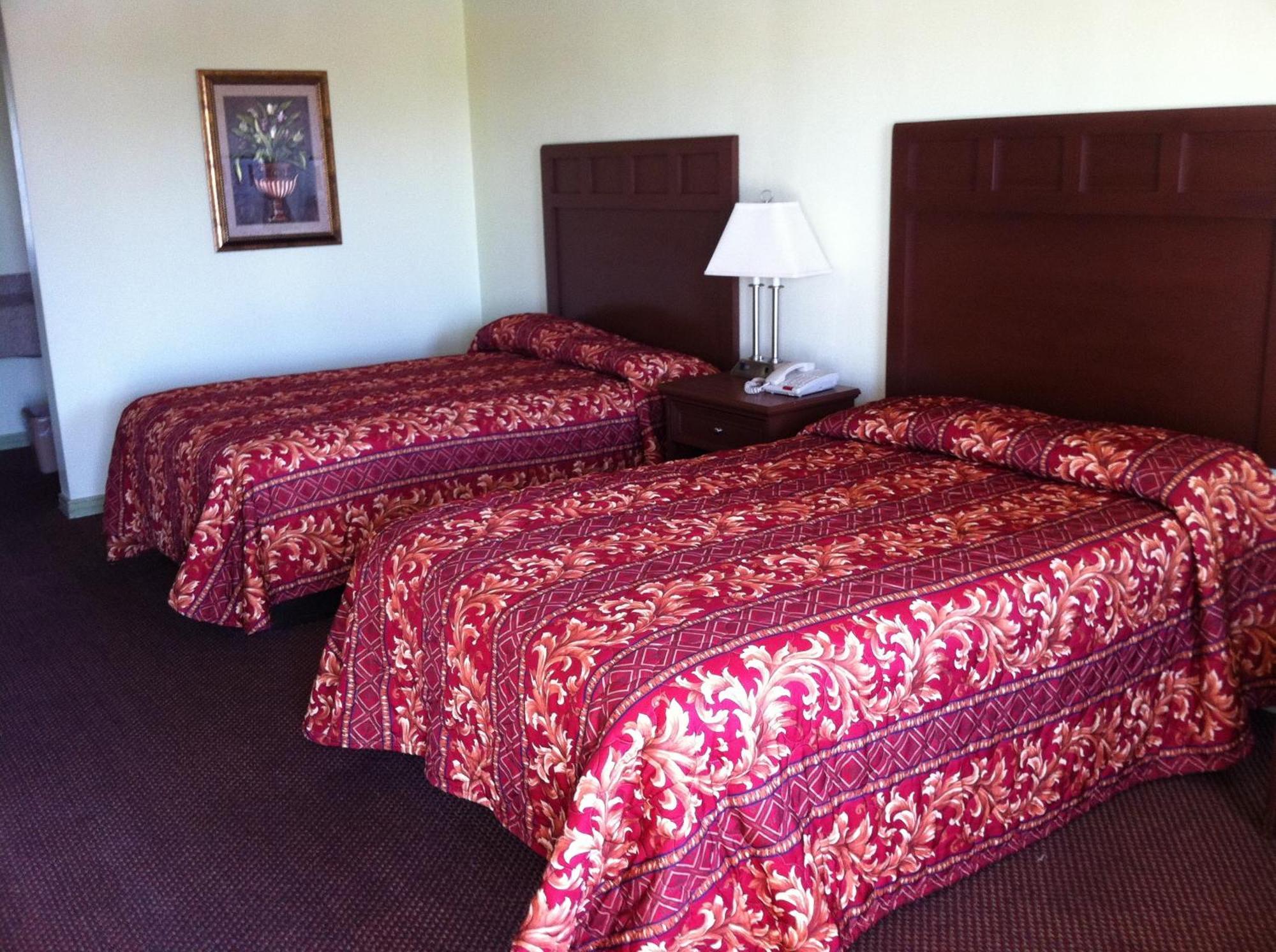 Victorian Inn มิดแลนด์ ภายนอก รูปภาพ
