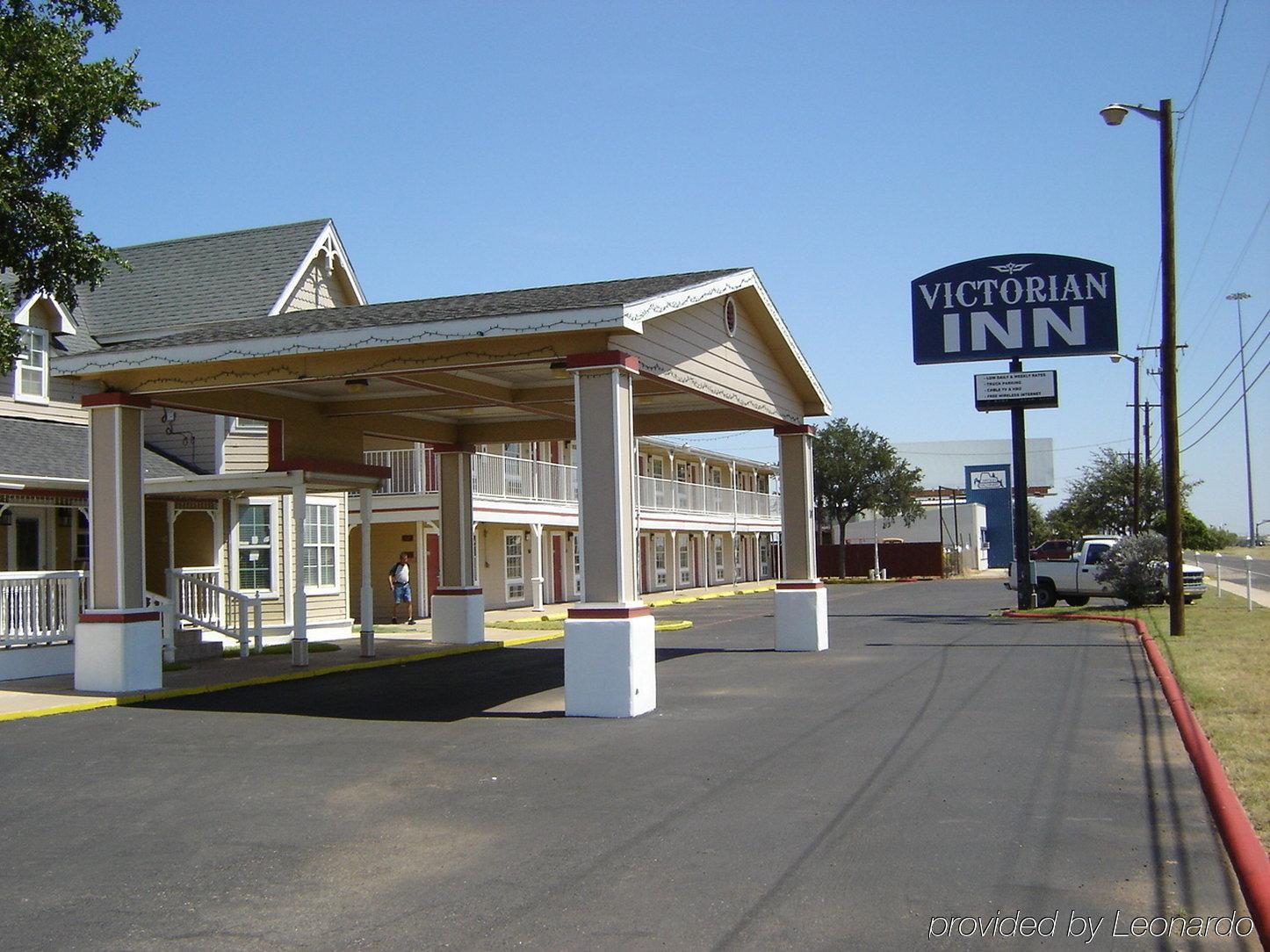 Victorian Inn มิดแลนด์ ภายนอก รูปภาพ